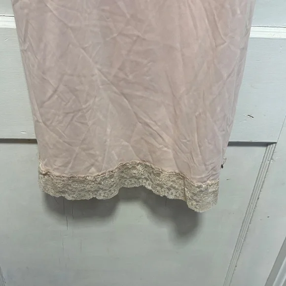 Vintage Vassarette Elegant Lace Trim Slip Dress Cream 34A - Picture 3 of 9